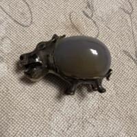 Piccolo ippopotamo soprammobile