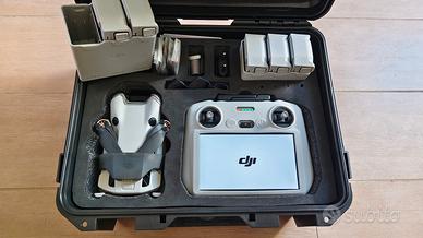 DRONE Dji Mini 4 pro + 5 batteria + valigetta 
