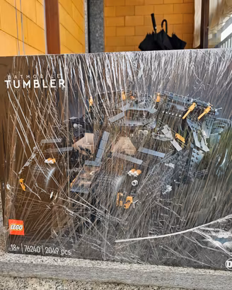 lego 76240 Tumbler 