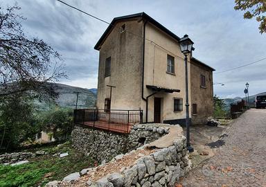 Terratetto indipendente