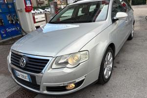 Volkswagen Passat 2.0 TDI. Highline pronta a uso