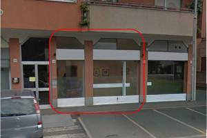 Ufficio/Negozio con 2 vetrine in zona di passaggio