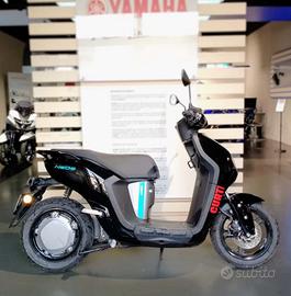 Yamaha Neo's DUAL BATTERY
