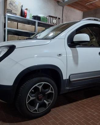 panda cross 4x4 