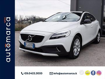 VOLVO V40 Cross Country 2.0 d2 Summum