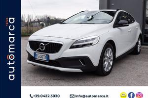 VOLVO V40 Cross Country 2.0 d2 Summum