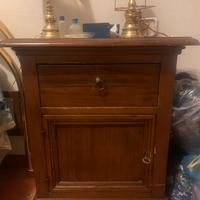 Coppia comodini in legno