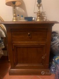 Coppia comodini in legno