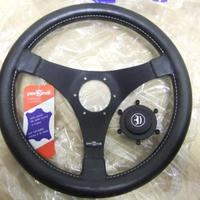 Volante personal nuovo in pelle