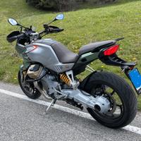 Moto Guzzi V100 S - 2023