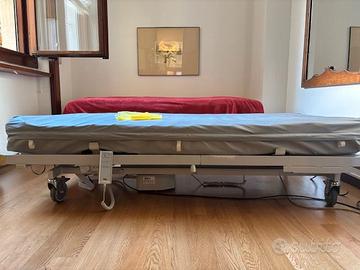 Letto da degenza elettrico+ materasso antidecubito