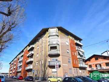 3 LOCALI CON ASCENSORE