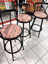 Sgabelli girevoli bar sala