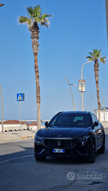 Maserati levante gransport 350cv v6biturbo ferrari