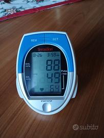 Apparecchio per misurare la pressione