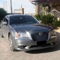 LANCIA THEMA 3.0V6 239CV PLATINUM - ANNO 2011