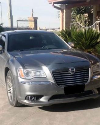 LANCIA THEMA 3.0V6 239CV PLATINUM - ANNO 2011