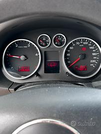 AUDI A2