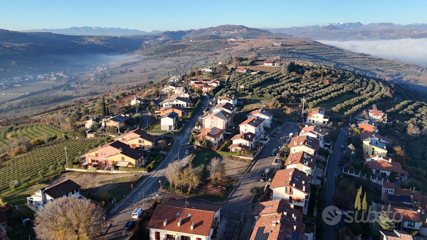 TER. RESIDENZIALE A LAVAGNO - Vista 5