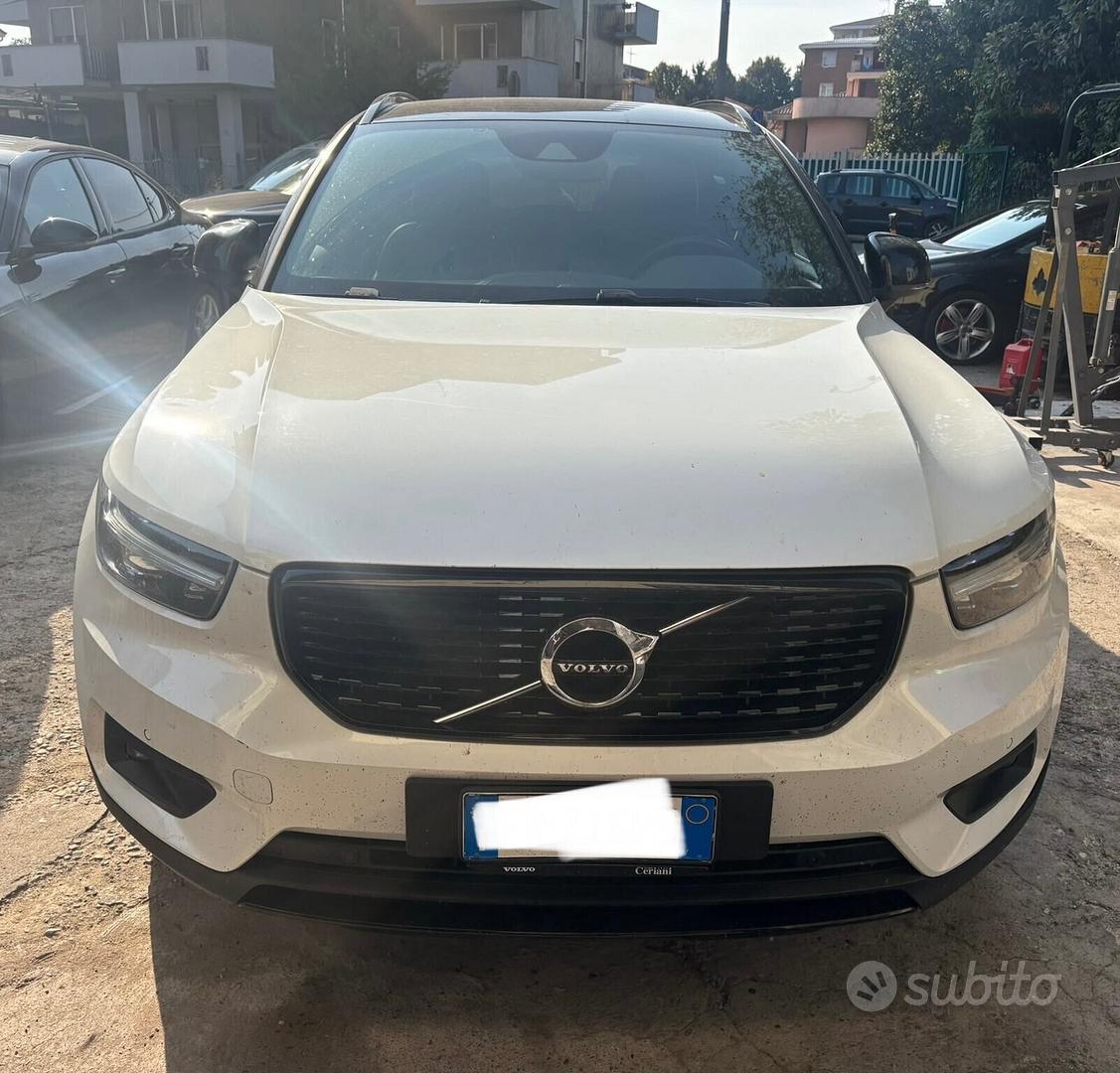 Volvo Xc40 2018 photo 2