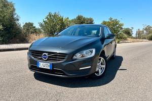 Volvo V60 - Garanzia 12 Mesi