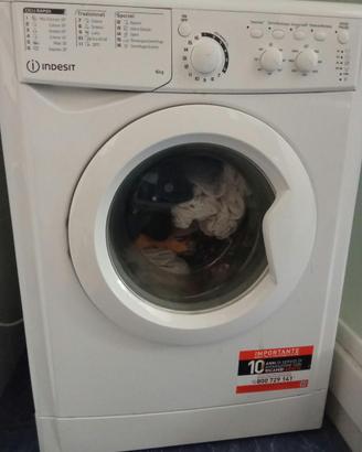 Lavatrice Indesit 6kg a carica frontale
