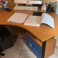 Scrivania, cassettiere e librerie ciliegio laccato