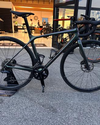 Giant da corsa in carbonio- Gruppo Shimano 105 di2