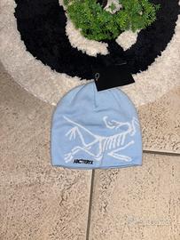 cappello beanie arc teryx azzurro