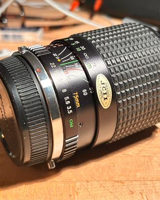 Olympus obiettivo macro 75 mm OM