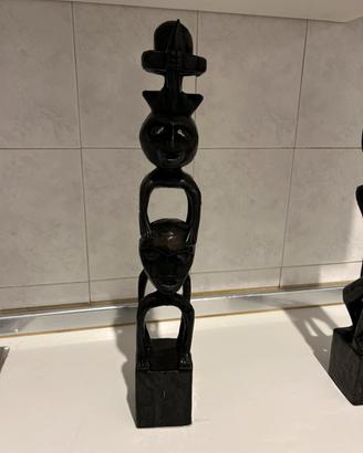 Statua africana in legno