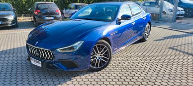 Maserati Ghibli V6 430 CV Q4 Nerissimo Edition