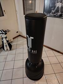 Sacco a terra per boxe e kickboxing