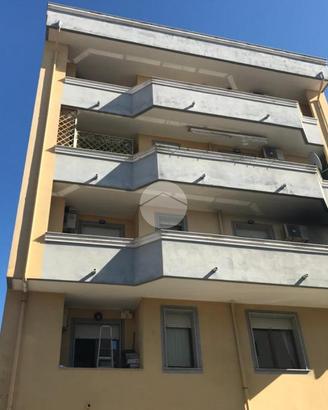 3 LOCALI A SASSARI
