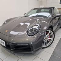 Porsche 911 992 targa 4S