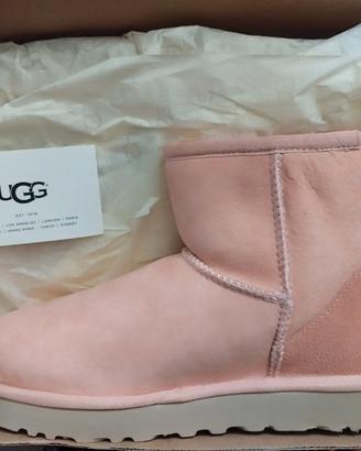 Stivaletti UGG