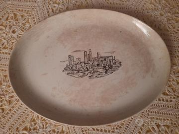 Antico vassoio in porcellana marcato Laveno