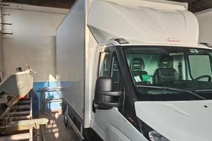 Iveco daily 35c16 Motore 3000cc anno 2023