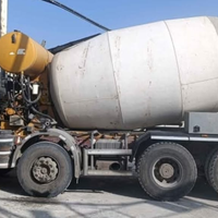 Auto betoniera iveco Trakker