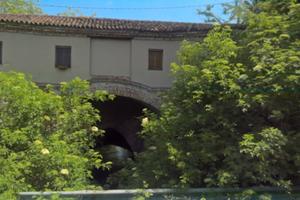 Villa indipendente tra il verde e le roggie in for