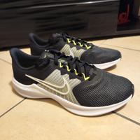 NIKE DOWNSHIFTER