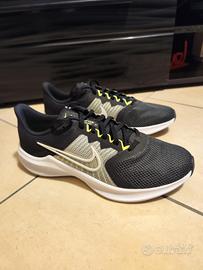 NIKE DOWNSHIFTER