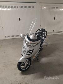 Scooter Kymco grand dink 250