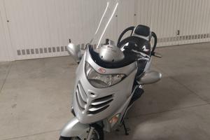 Scooter Kymco grand dink 250
