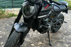 Ducati Monster 937 plus