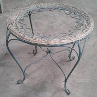 Tavolo in ferro lavorato