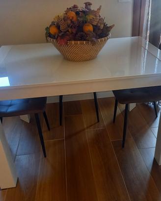 TAVOLO DA PRANZO ALLUNGABILE LACCATO BIANCOVETRO