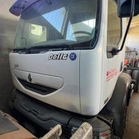 Renault trucks 270 con presa di forza