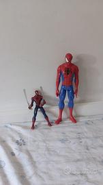 Action figure spiderman, hot wheels e robot