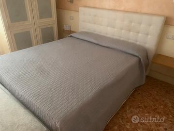 Letto matrimoniale